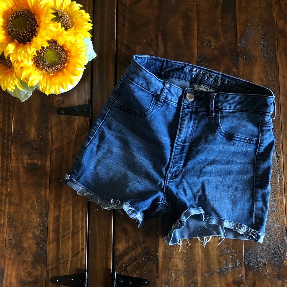 American Eagle Sky High Shorts